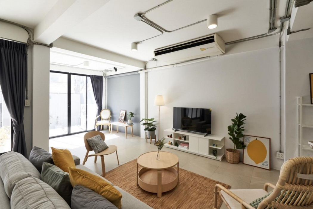 ขายทาวน์โฮม Modern Loft ที่เอกมัย 22 - โอกาสการลงทุน