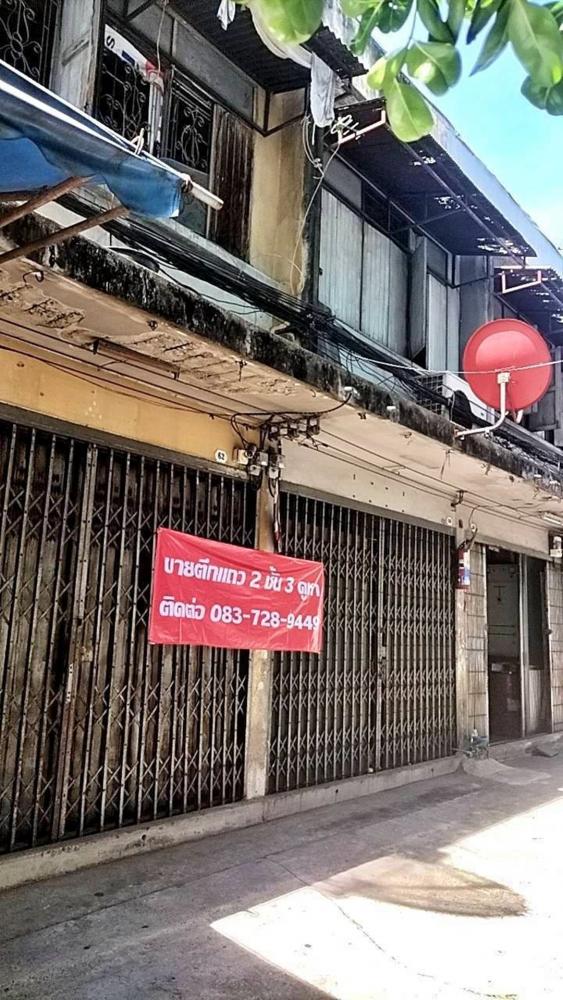 ขายห้องแถว2แบบ ติดถนนตากสินซอย22 ใกล้สถานีรถไฟฟ้าสำเหร่   .