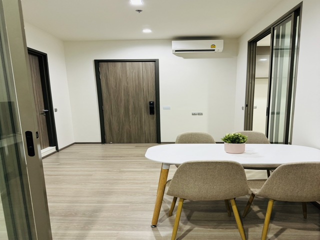 Rhythm Charoenkrung Pavillion - New Luxury River View Condo!  .