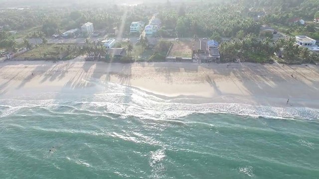 เตรียมเข้าสู่ปี68 ขายที่สวยมากติดทะเล ที่ติดชายหาดสะพลี ชุมพร 5.9  .