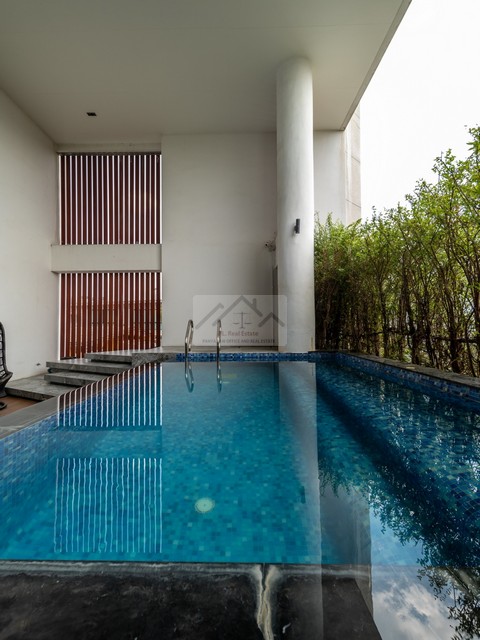 ให้เช่า Luxury Pool Villa 6 ชั้น ย่านกรุงเทพกรีฑา 12 นอน ตกแต่งหร  .