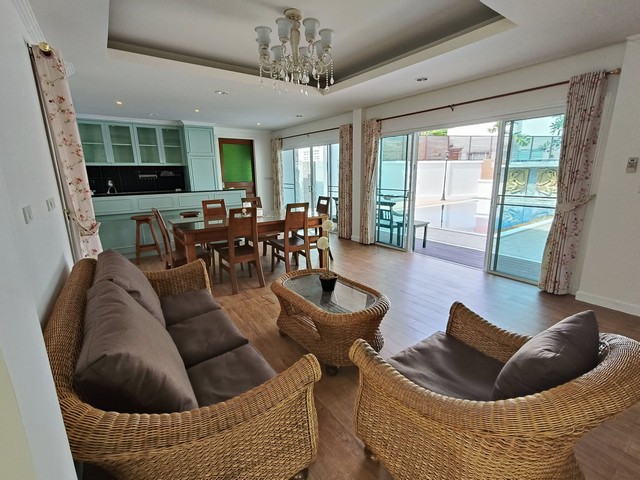 For Rent : Chalong, Private Pool Villa, 3 bedrooms 5 bathrooms  .