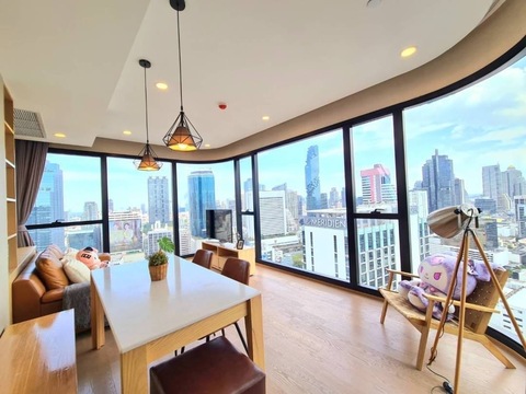 Full furnished Ready to move in ASHTON Chula-Silom for rent  .