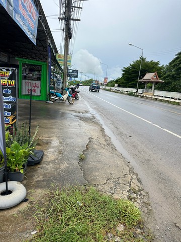 ขายที่ดิน  3-0-7 ไร่  ถนนทางหลวงชนบท คลองบางไทร บางใหญ่  .