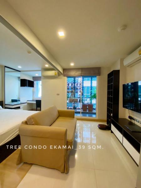 ขาย คอนโด 1 bedroom 1 big balconyTree Condo เอกมัย 39 ตรม. very good location quite and safe near BTS Ekkamai