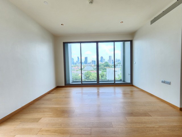 Condo Unfurnished  2 Bedrooms In Sathorn near MRT Khlong Toei.