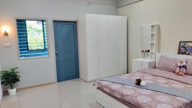 For Sale : Koh Sirey, Newly renovated room, studio room, 2nd flr..