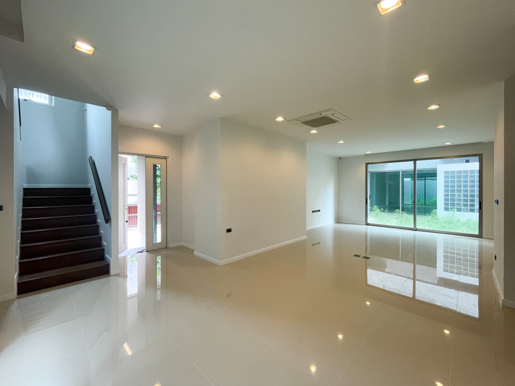 ขาย บ้านเดี่ยว สภาพใหม่ Private Nirvana Residence North-East 430 ตรม 65 ตรว หรูหรา มีระดับ