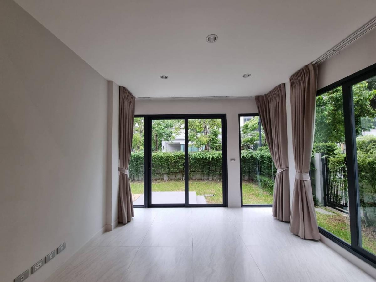  Luxury Duplex Home 3 ชั้น The Sonne ศรีนครินทร์-บางนา  .