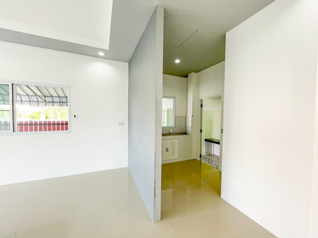 Cozy Single-Story House for Sale in Na Mueang with Private Yard  .