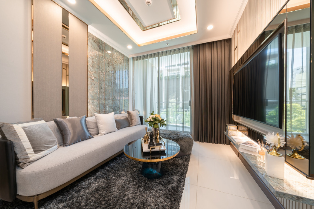 For Sale: Supalai Oriental Sukhumvit 39 –  2 bedroom Presidential Suite (Foreign quota)