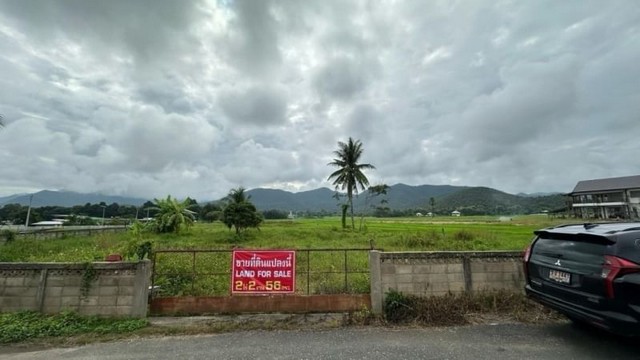 ที่ดินแปลงสวย  วิวเขา แหล่งชุมชน แม่ออน เชียงใหม่    .