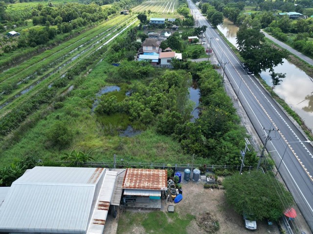 ที่ดินคลอง10 หนองเสือ 1 ไร่ 1 งาน 49 ตรว. ติดถนน ถมลึกเรียบร้อย   .