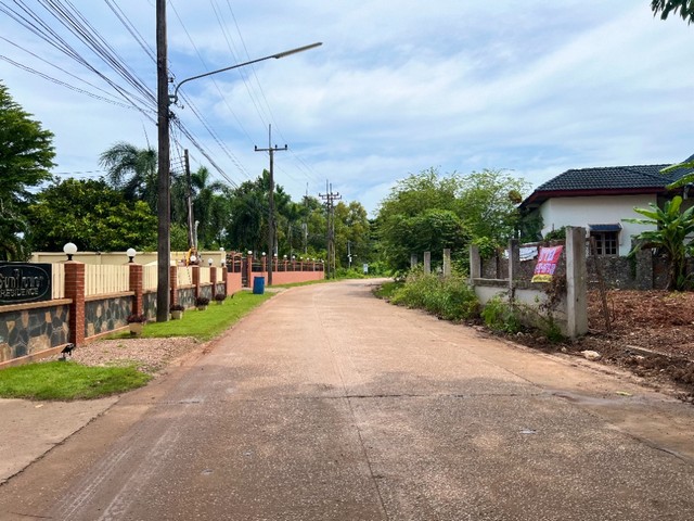 ขายที่ดิน ถมแล้ว ใกล้ ทะเล หาดแม่พิมพ์ จ.ระยอง  .