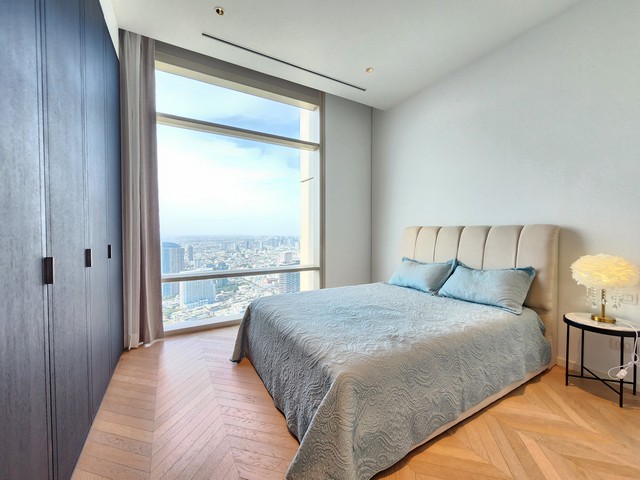 Condo 3 bedrooms for rent  at Four Seasons Private Residences.