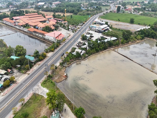 ขายที่ดิน ติดถนนหลักงิ้วราย 7.9ล้าน/ไร่   .