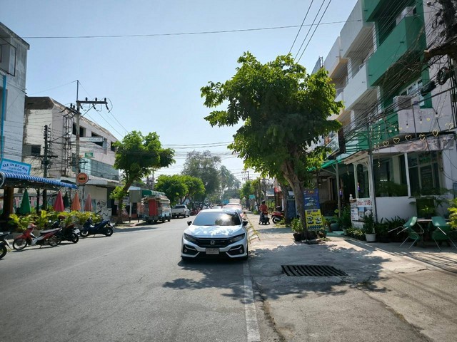 ขายที่ดินใกล้ตลาดโต้รุ่งหัวหิน 138.7 ตร.วา ถนนสระสรง ซ.หัวหิน 74  .