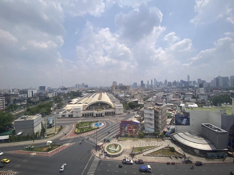 BH3453 พื้นที่ให้เช่าราคาโดนใจ ขนาด 183 ตรม. ติดถนนใหญ่ MRT หัวลำ  .