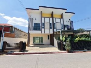 บ้านดีบ้านสวยชลบุรีขายบ้านใหม่ ทาวน์โฮม2ชั้นสร้างใหม่.