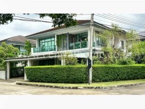 บ้านเดี่ยว เศรษฐสิริ ศรีนครินทร์ – พระราม 9 หลังมุม  .