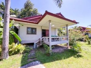 House for Rent Near Maenam Koh Samui 1 Bed  1 Bath Good location  .