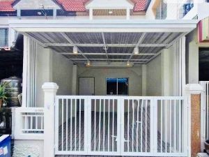 ม. ทรัพย์ดินทอง ซ.11 บ้านรีโนเวทตกแต่งพร้อมเข้าอยู่  .