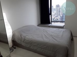 For Rent Rhythm Sukhumvit 42 1 Bed 1 Bath 35.19 sqm.  .