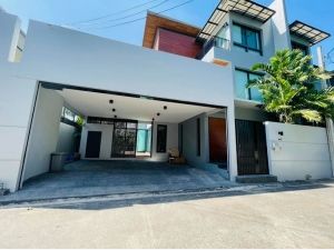 ให้เช่า Pool Villa เอกมัย 10 เชื่อม ปรีดี 15 4 ห้องนอน fully furnished: aa00000597176