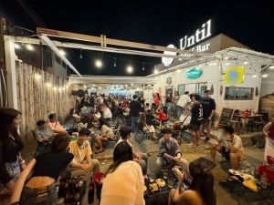 เซ้งร้านนั่งชิว-ดนตรีสด ย่านนวมินทร์  คลองกุ่ม บรรยากาศชิว   .