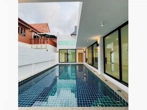 For Sale : Newly renovated pool villa near Nai Yang Beach, 4B5B  .