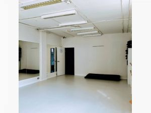 ให้เช่าพื้นที่เปล่า ทำห้องโยคะ Space for rent  83 sqm. Ekamai 22  .