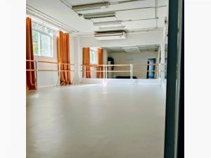 Space for rent as Yoga room ให้เช่าพื้นที่ ห้องโยคะ 83 sqm. Ekama  .