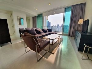 Royce Private Residences Condo For Rent Near BTS and MRT   .