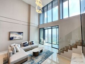 Condo for rent duplex 4 bedrooms at Supalai Icon Sathorn   .